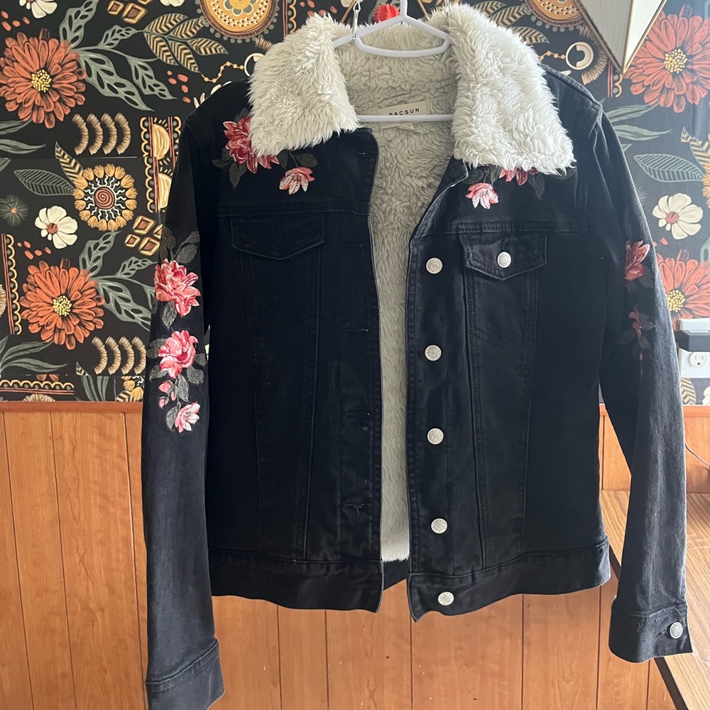 PacSun Black Jean Jacket with Floral Embroidery and Faux Fur